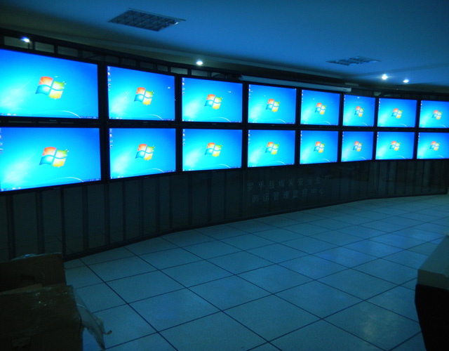 网孔式平面电视墙